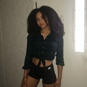 COMFY PLAID BUTTON UP💚